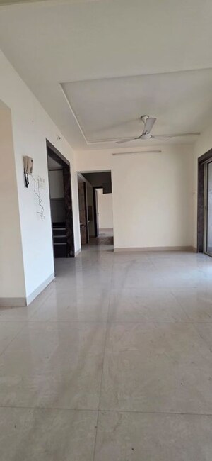 Room in 2 BHK Apartment at Regency Heights, Ghodbunder Road – for Rent