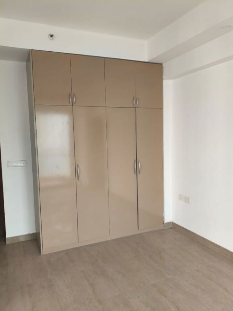 Room, prateek-wisteria 2 Bedroom 1135 Sq.Ft. Apartment In Sector 77 Noida 9863669