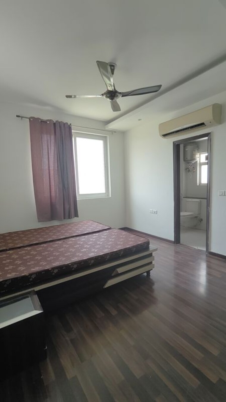 Bedroom, phullanwal 3 Bedroom 1800 Sq.Ft. Apartment In Phullanwal Ludhiana 9863684