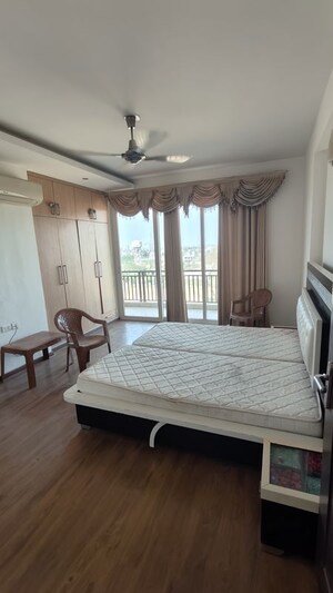 Bedroom in 3 BHK Apartment at Phullanwal – for Rent