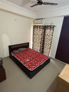3 BHK + Extra Room Apartment For Rent in Prateek Wisteria