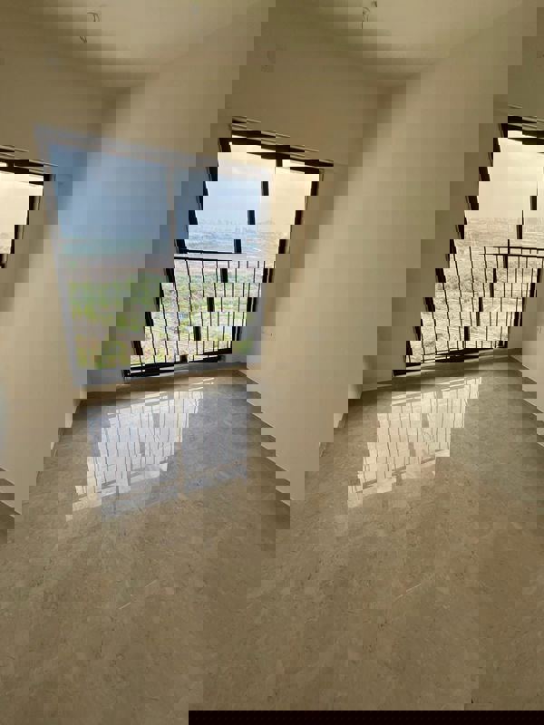 3 BHK 1100 Sq.Ft. Apartment in Sunteck Maxxworld