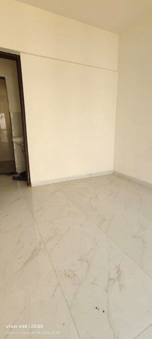 Room in 1 BHK Apartment at The Byke Studio Apartments, Ghodbunder Road – for Rent