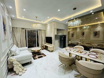 Team Area in 4 BHK Apartment at Gurukrupa Alaknanda, Vile Parle West – for Sale