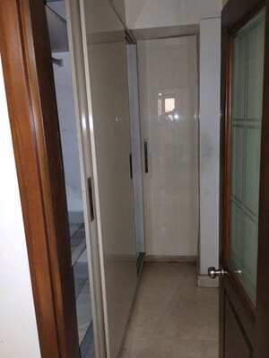 Building Lobby in 2.5 BHK Apartment at Mayur Vihar – for Rent