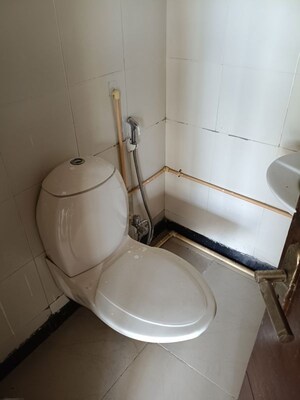 Attached Bathroom in 4 BHK Independent House at Maharani Bagh – for Sale