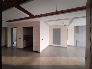Building Lobby in 3 BHK Builder Floor at Sector 9 Panchkula – for Sale