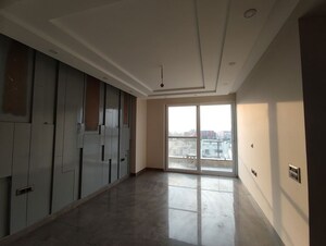 Room in 3 BHK Builder Floor at Sector 9 Panchkula – for Sale