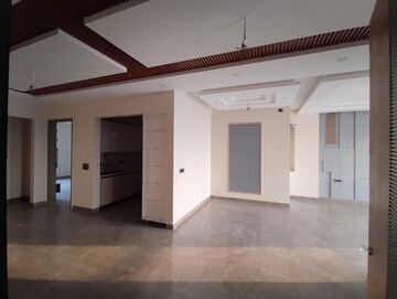 Building Lobby in 3 BHK Builder Floor at Sector 9 Panchkula – for Sale