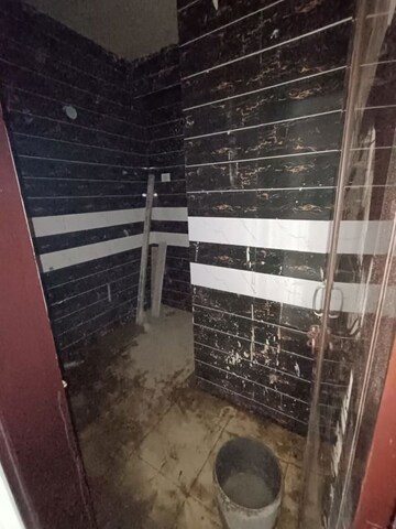 Staircase in 2.5 BHK Builder Floor at Mayur Vihar – for Rent