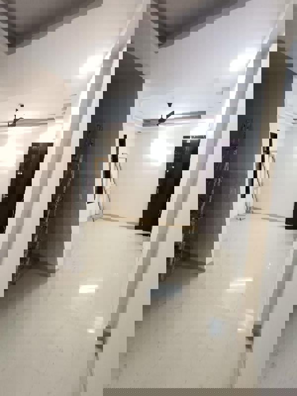 2.5 BHK Builder Floor For Rent in Mayur Vihar