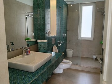 Bathroom in 3 BHK Villa at Porvorim – for Rent