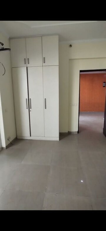 Room in 3 BHK Apartment at Puri Pranayam, Sector 82 – for Rent