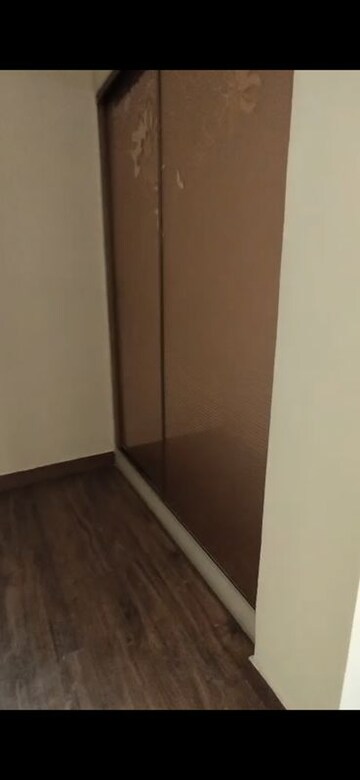 Furnished Amenities in 3 BHK Apartment at Puri Pranayam, Sector 82 – for Rent