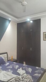 3 BHK + Pooja Room 1800 Sq.Ft. Builder Floor in SS Mayfield Gardens