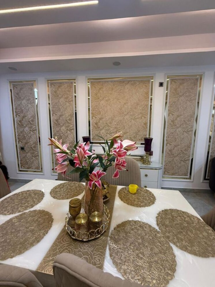  Parking, divya-angels 4 Bedroom 1650 Sq.Ft. Builder Floor In Indrapuram Ghaziabad 9863780