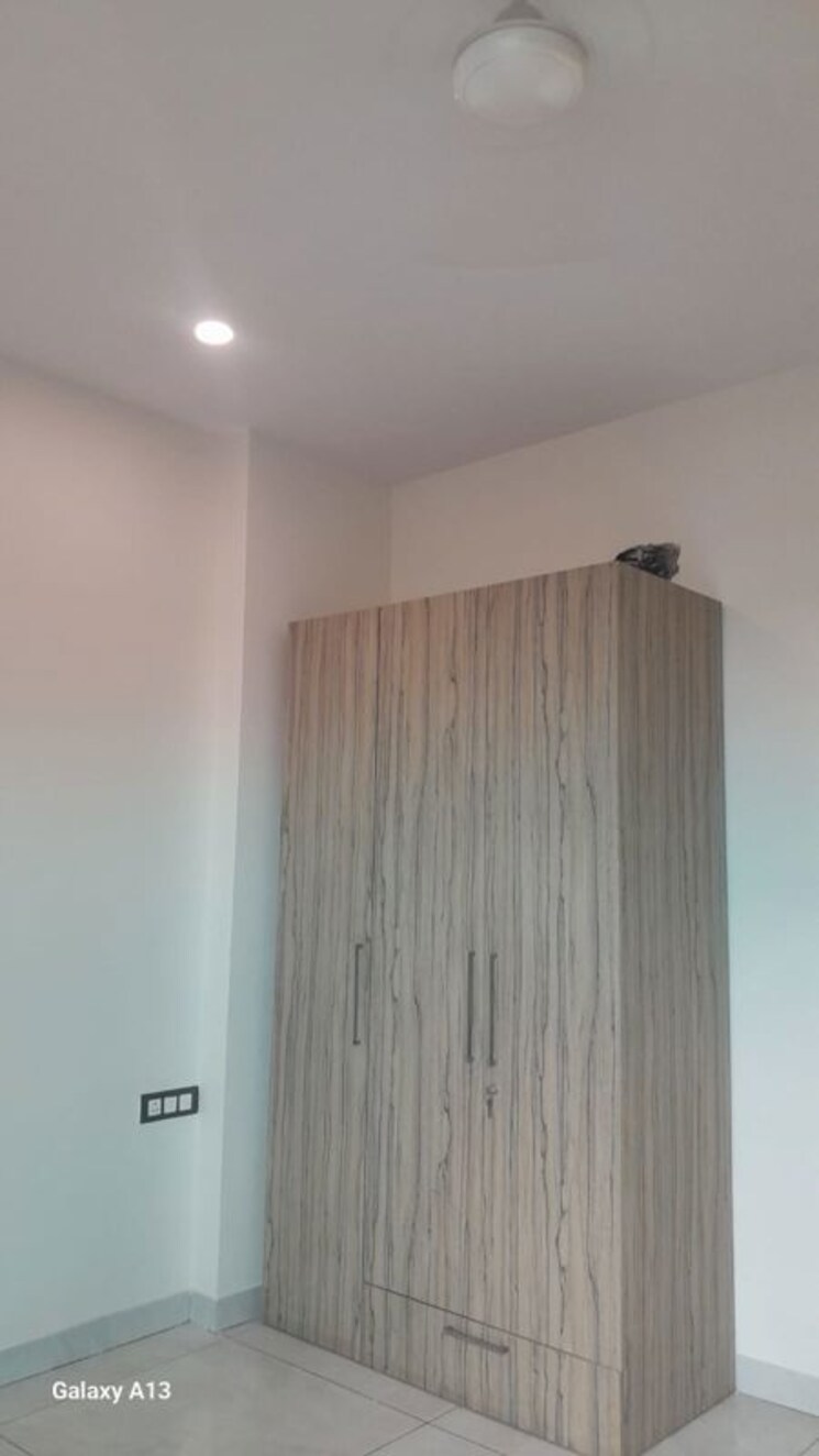 undefined, ss-mayfield-gardens 3 Bedroom 1850 Sq.Ft. Builder Floor In Sector 51 Gurgaon 9863782