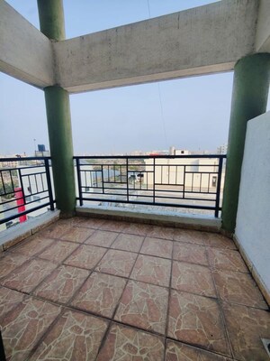 Room in 2 BHK Apartment at Mont Vert Seville Phase I, Wakad – for Sale