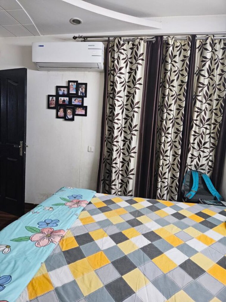 Bedroom, prateek-wisteria 2 Bedroom 955 Sq.Ft. Apartment In Sector 77 Noida 9863787