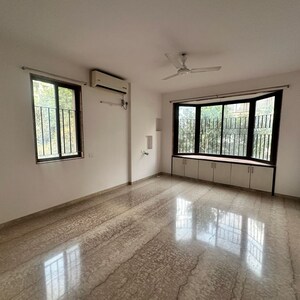 Room in 3 BHK Apartment at Kalyani Nagar – for Rent