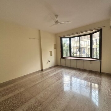 Room in 3 BHK Apartment at Kalyani Nagar – for Rent
