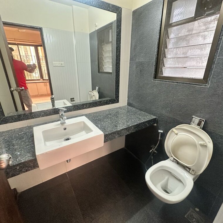 Team Area, kalyani nagar 3 Bedroom 1700 Sq.Ft. Apartment In Kalyani Nagar Pune 9863792