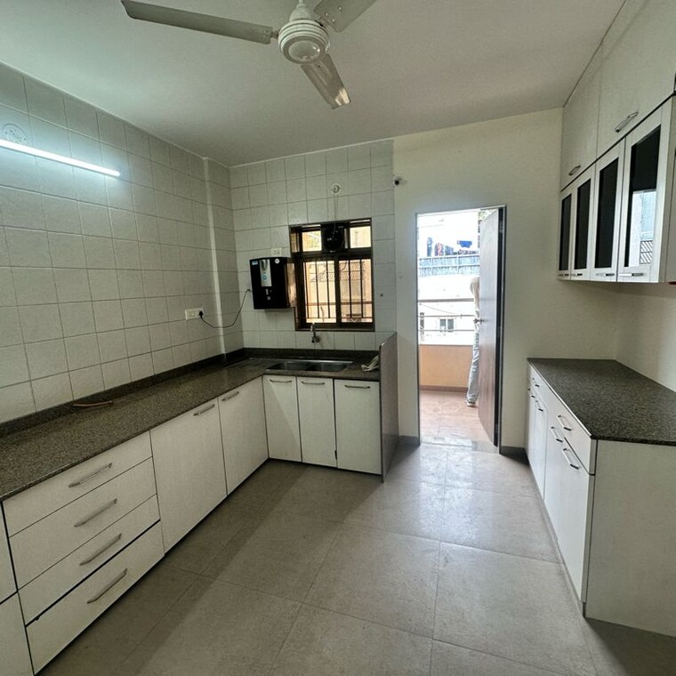 undefined, kalyani nagar 3 Bedroom 1700 Sq.Ft. Apartment In Kalyani Nagar Pune 9863792