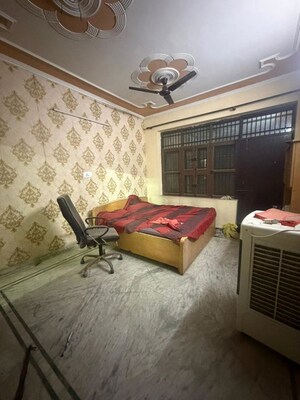 Bedroom in 3 BHK Builder Floor at Sector 15 – for Rent