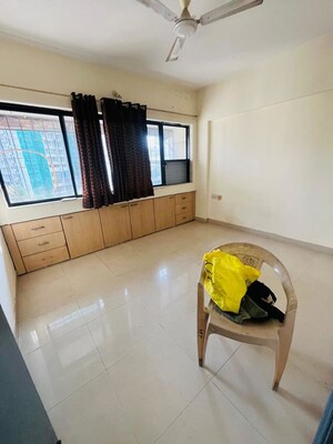 Furnished Amenities in 1 BHK Apartment at Satellite Garden, Goregaon East – for Rent