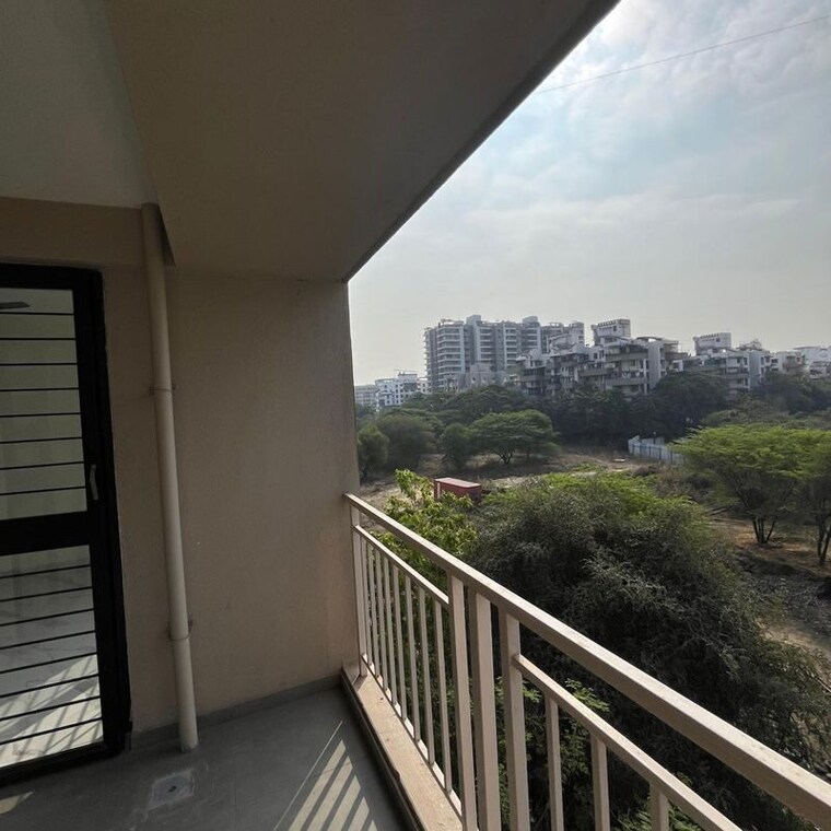 Balcony, pimple saudagar 3 Bedroom 1500 Sq.Ft. Apartment In Pimple Saudagar Pune 9863808