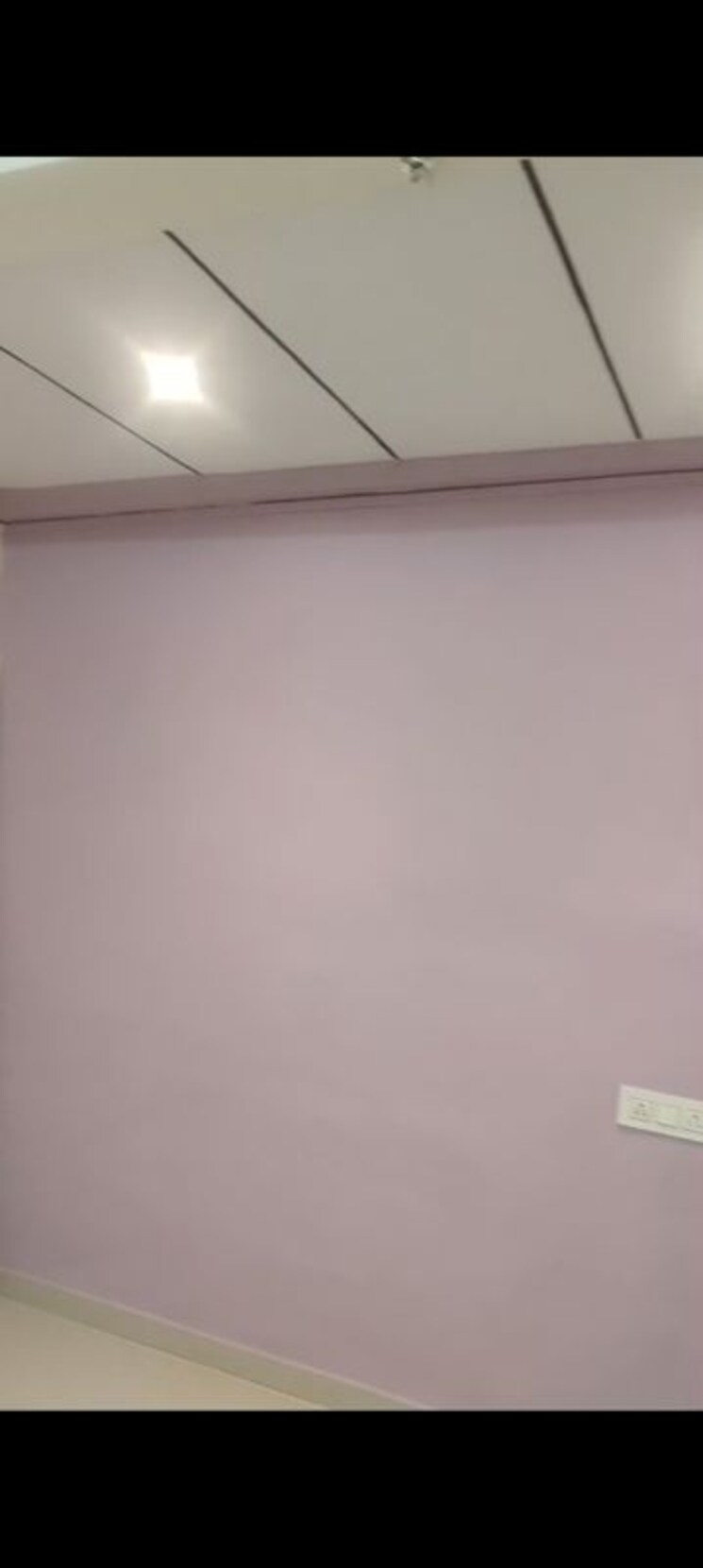 Room, kurla west 1 Bedroom 300 Sq.Ft. Apartment In Kurla West Mumbai 9863818