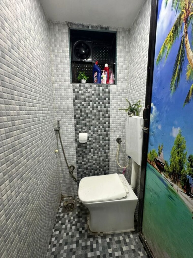 Bathroom, new-star-palace 1 Bedroom 320 Sq.Ft. Apartment In Govandi West Mumbai 9863842