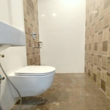 Bathroom in 4 BHK Apartment at Lodha Marquise, Century Mills – for Sale