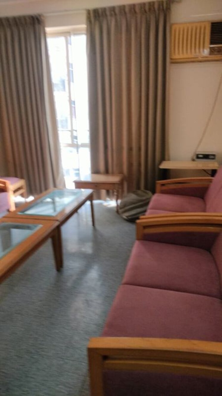 Living Room, dlf-ridgewood-estate 3 Bedroom 1400 Sq.Ft. Apartment In Dlf Phase iv Gurgaon 9863862