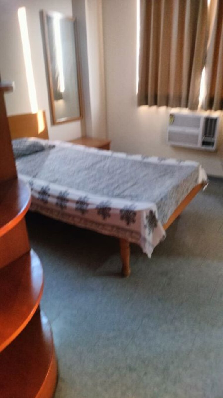 Bedroom, dlf-ridgewood-estate 3 Bedroom 1400 Sq.Ft. Apartment In Dlf Phase iv Gurgaon 9863862