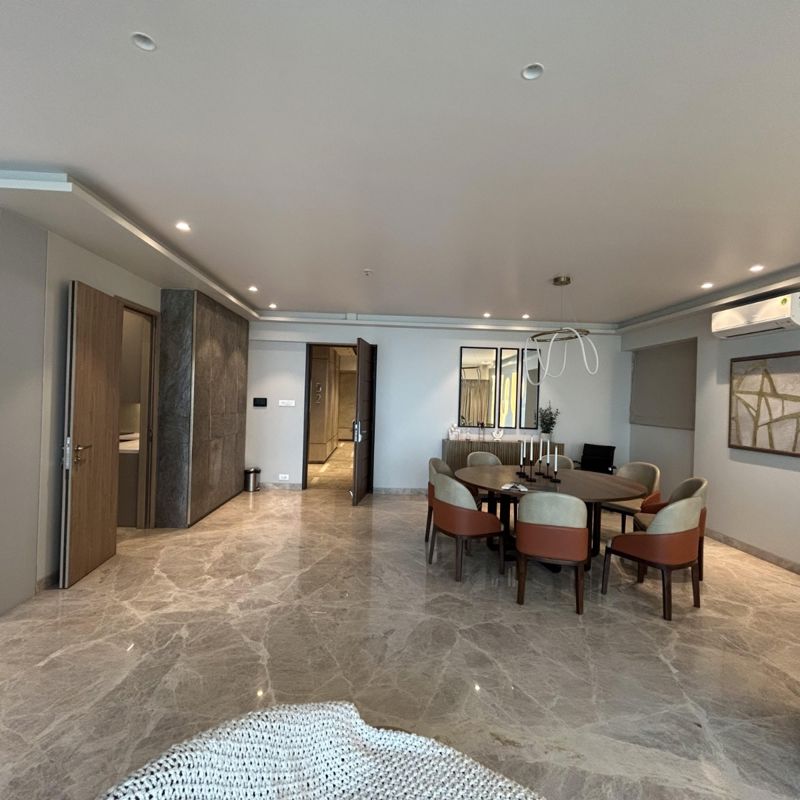 4 BHK + Pooja Room,Servant Room Apartment For Sale in Prabhadevi CHS