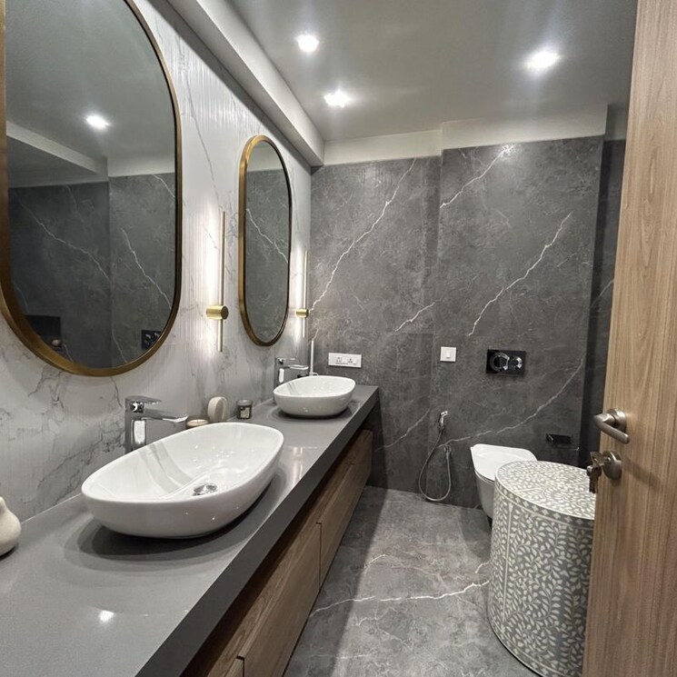 Bathroom, prabhadevi-chs 4 Bedroom 2280 Sq.Ft. Apartment In Century Bazar Mumbai 9863883