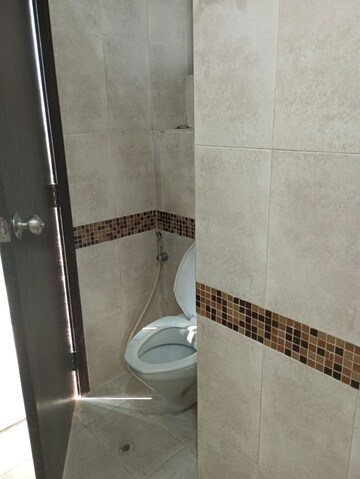 Bathroom in 2.5 BHK Apartment at Oberoi Realty Woods, Goregaon East – for Rent