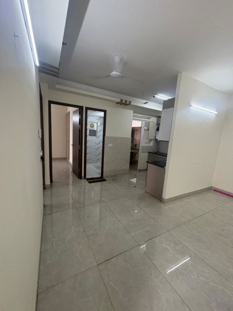 Room, raj nagar extension 2 Bedroom 1000 Sq.Ft. Apartment In Raj Nagar Extension Ghaziabad 9863901