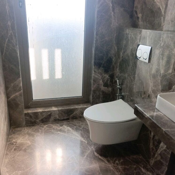 Bathroom, prestige-jasdan-classic 4 Bedroom 2307 Sq.Ft. Apartment In Jacob Circle Mumbai 9863907