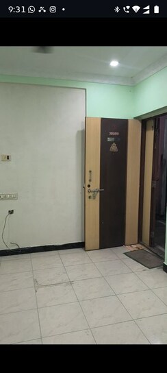 1 BHK + Study Room Apartment For Rent in Kurla East