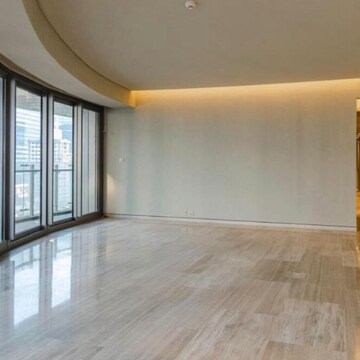 Room in 3 BHK Apartment at Lodha World Crest, Empire Mill – for Sale