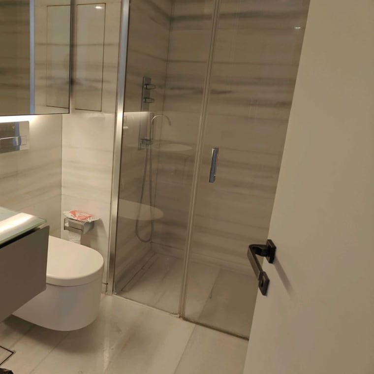 Bathroom, lodha-world-crest 3 Bedroom 1690 Sq.Ft. Apartment In Empire Mill Mumbai 9863927