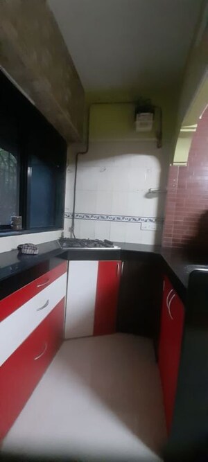 Kitchen in 2.5 BHK Apartment at Sapphire Heights, Kandivali East – for Sale