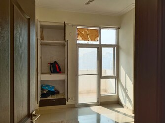 3 BHK + Servant Room,Study Room 1315 Sq.Ft. Apartment in Amrapali Princely Estate