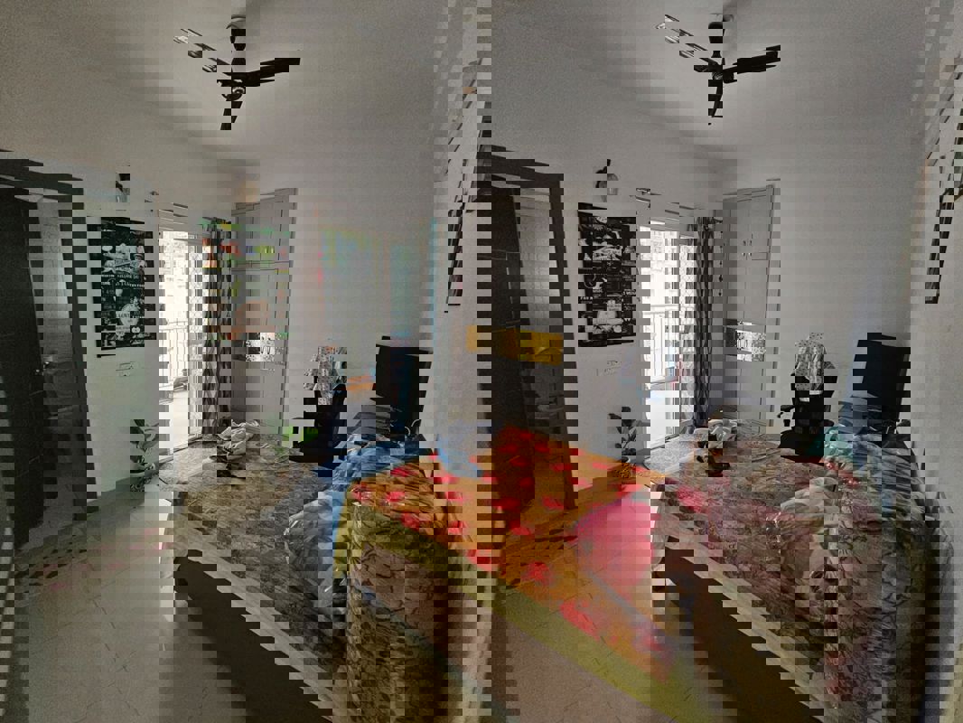 2 BHK + Study Room Apartment For Sale in Amrapali Zodiac