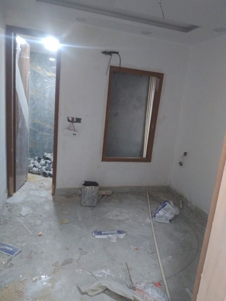 Bathroom, govindpuri 2 Bedroom 60 Sq.Yd. Builder Floor In Govindpuri Delhi 9863979