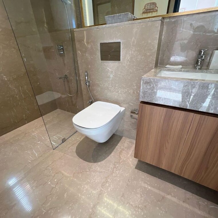 Bathroom, piramal-mahalaxmi 3 Bedroom 1152 Sq.Ft. Apartment In Arthur rd Mumbai 9863984