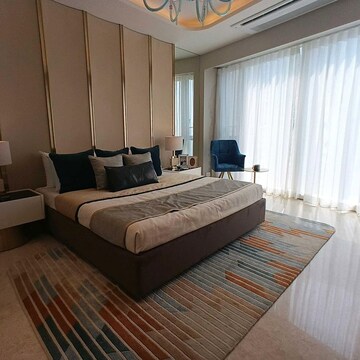 Bedroom in 3 BHK Apartment at Lodha The Park Tower 6, Kamala Mill – for Sale