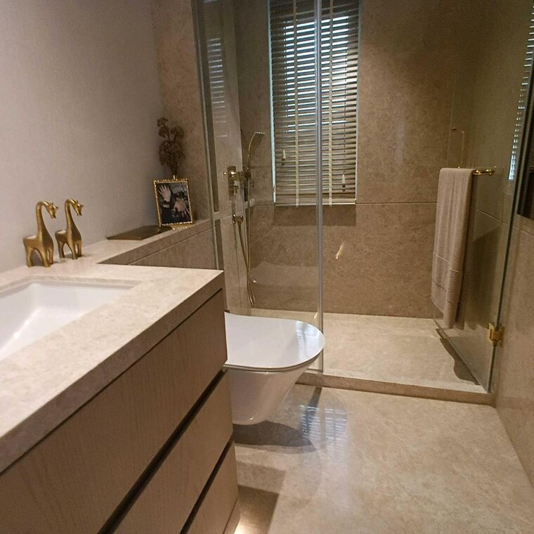 Bathroom, lodha-the-park-tower-6 3 Bedroom 1190 Sq.Ft. Apartment In Kamala Mill Mumbai 9863987